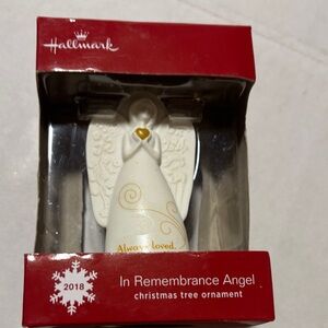 Hallmark 2018 in remembrance Angel Ornament - White and Gold